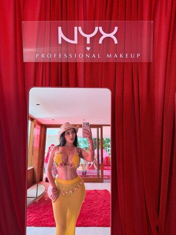 Full leaked Vaimonroe page private onlyfans photo