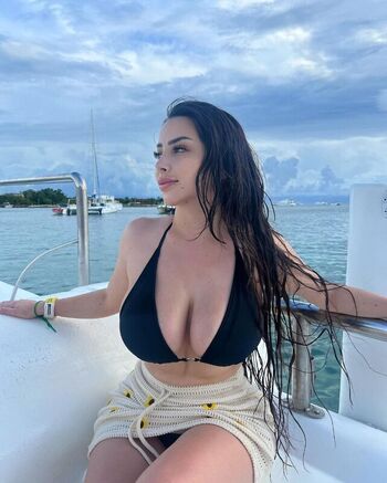 Full leaked Vaimonroe page private onlyfans photo
