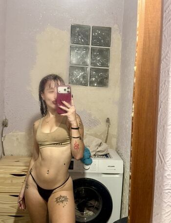 Full leaked Valen pinto private onlyfans photo