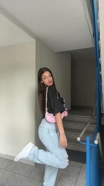 Full leaked Vanesa cml private onlyfans photo