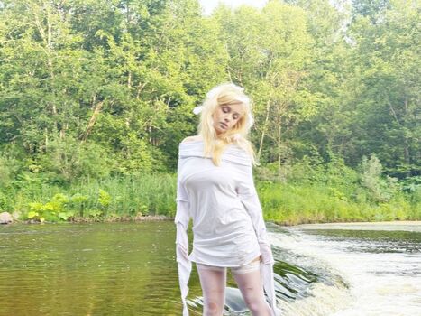 Full leaked Vassaussa private onlyfans photo