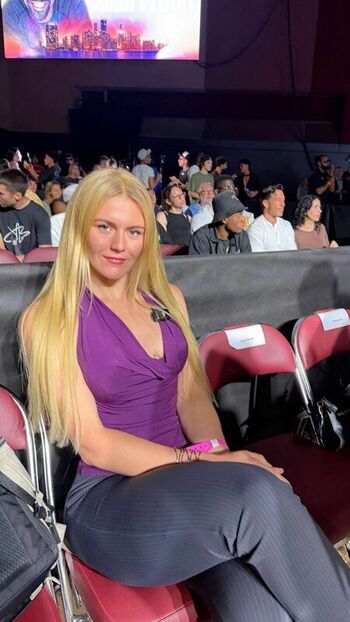 Full leaked Vera dijkmans  page private onlyfans photo