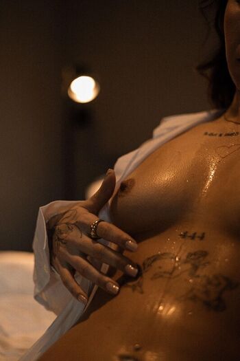 Full leaked Veronicainred private onlyfans photo