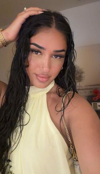 Full leaked Vinoschh private onlyfans photo