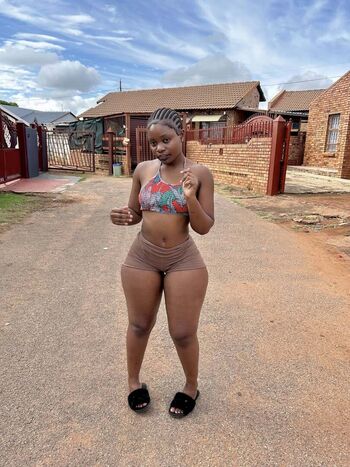 Full leaked Vunene taiwo mabunda page private onlyfans photo