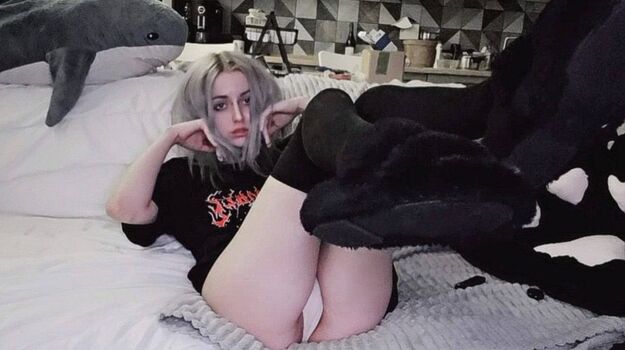 Full leaked Leaberry/ private onlyfans photo