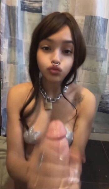 Full leaked Katazuri/ private onlyfans photo