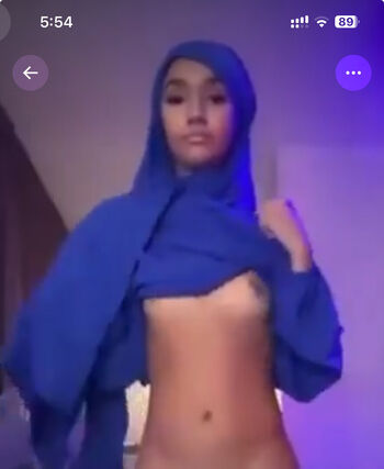 Full leaked Leona mia/ private onlyfans photo
