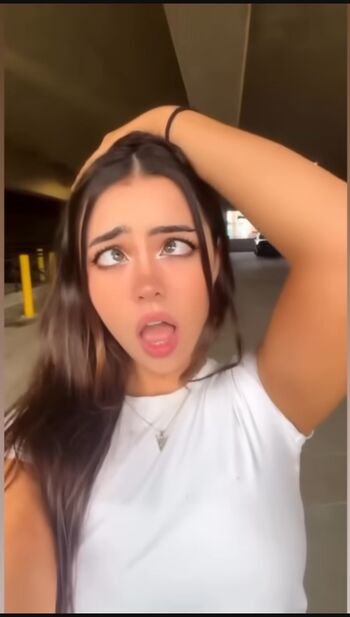 Full leaked Mollymew/ private onlyfans photo