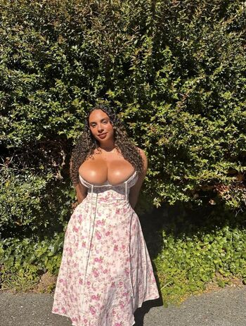 Full leaked Paisley porter/ private onlyfans photo