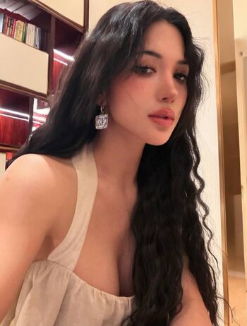 Full leaked Xialan private onlyfans photo