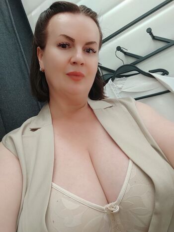Full leaked Yoursdaliaa private onlyfans photo