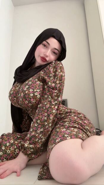 Full leaked Zelal page private onlyfans photo