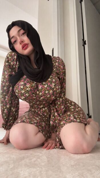 Full leaked Zelal page private onlyfans photo