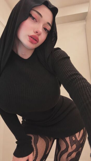 Full leaked Zelal private onlyfans photo