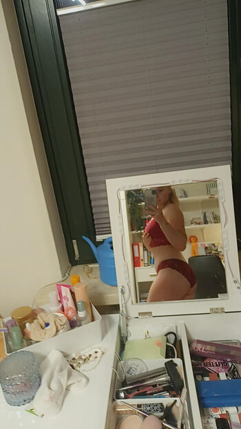 Full leaked Zoe anne may private onlyfans photo