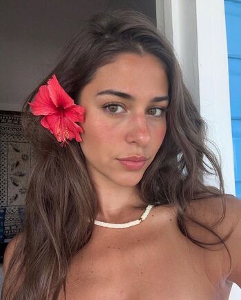 Full leaked Zoe berry private onlyfans photo