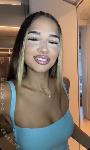 Full leaked Zoesalg private onlyfans photo